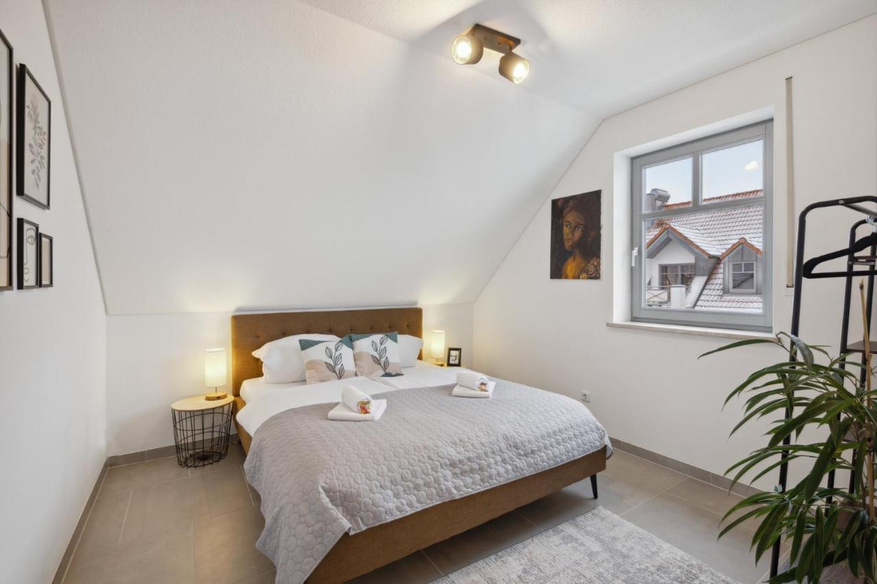 Smooth Living Lechhausen - Free Parking *